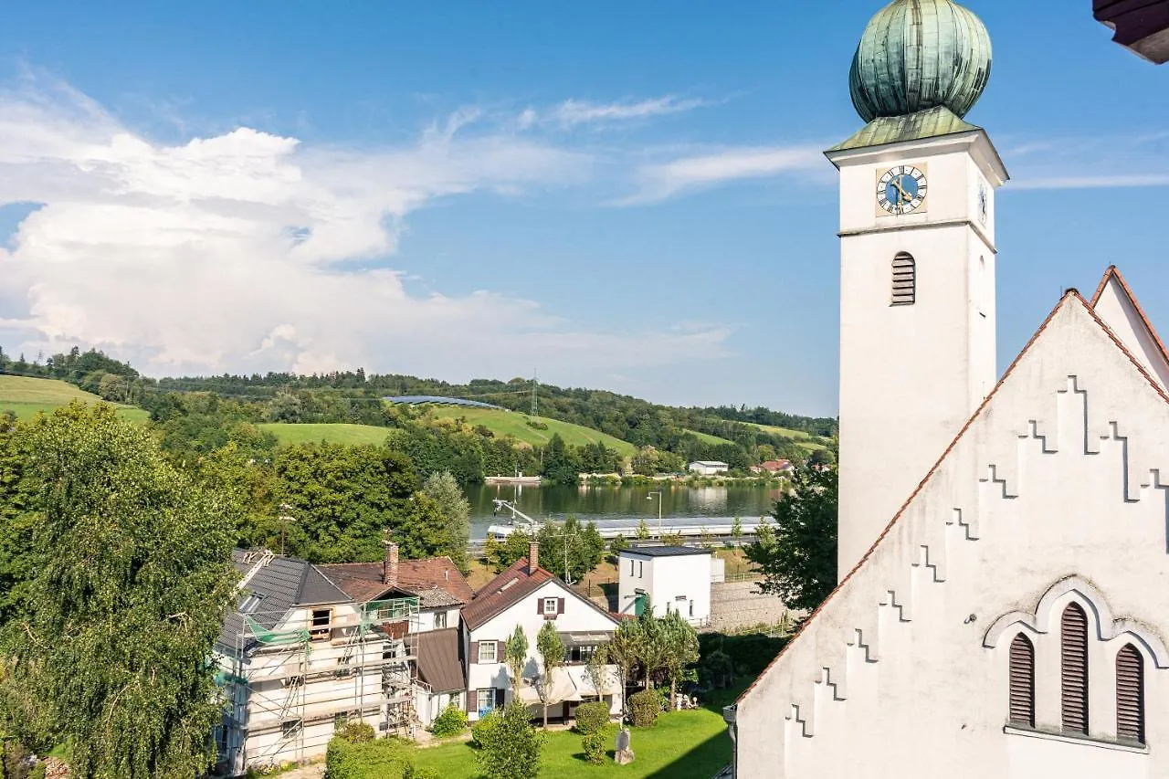 Apartment Crest - Riverside Lofts Mit Parken I Balkon I Kueche I Regendusche Passau