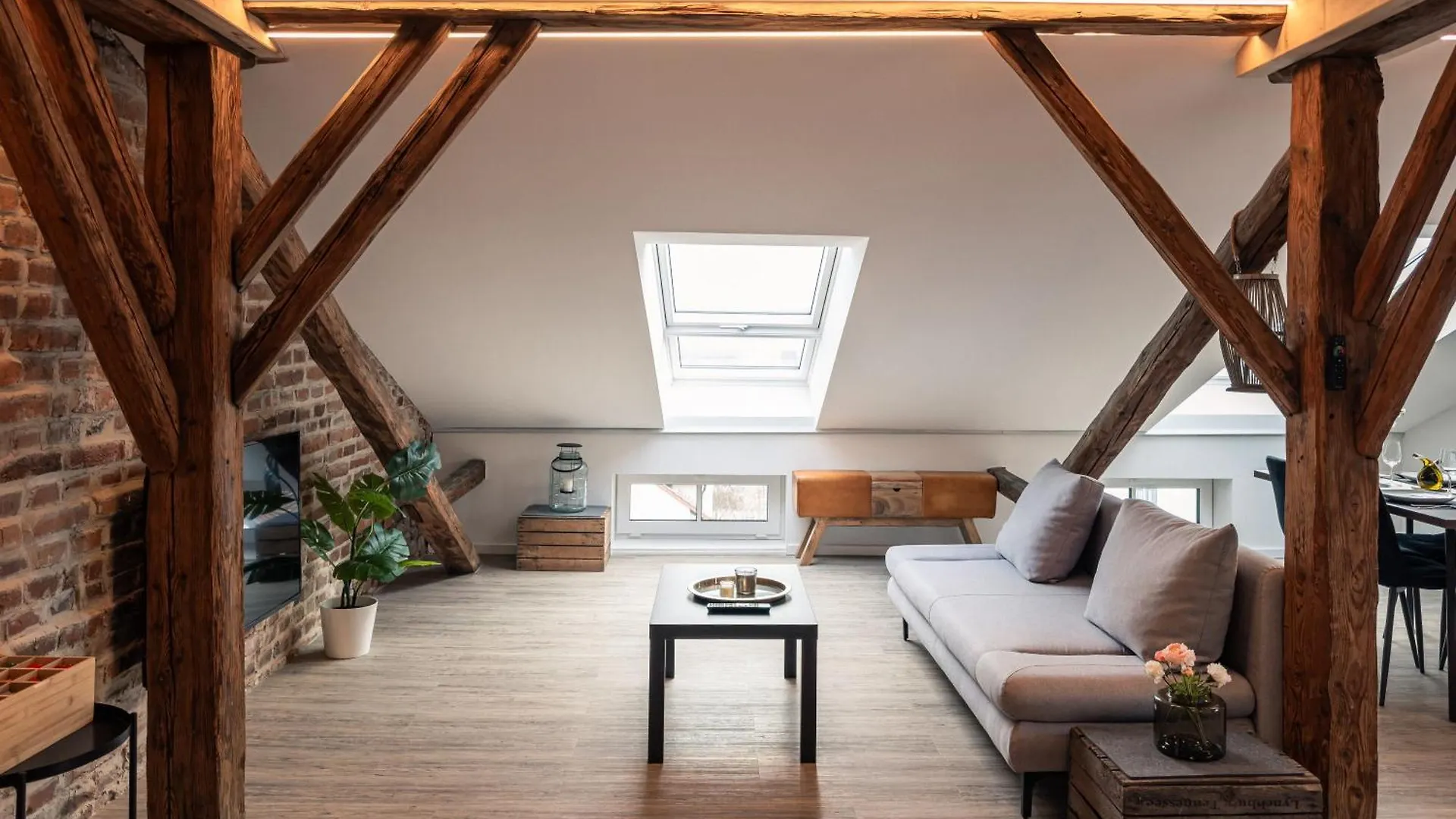 Crest - Riverside Lofts Mit Parken I Balkon I Kueche I Regendusche Passau