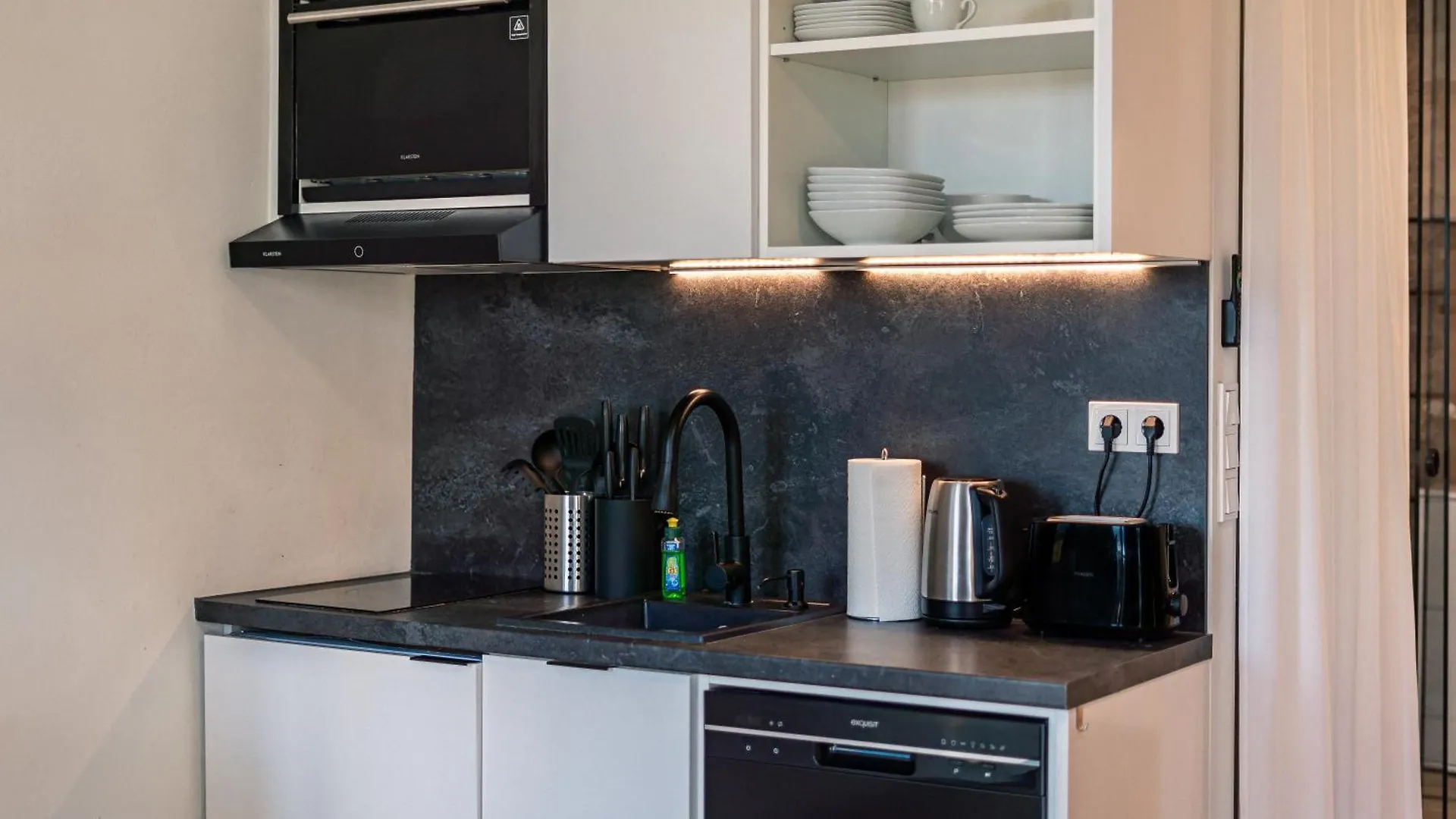 Crest - Riverside Lofts Mit Parken I Balkon I Kueche I Regendusche Passau Appartement